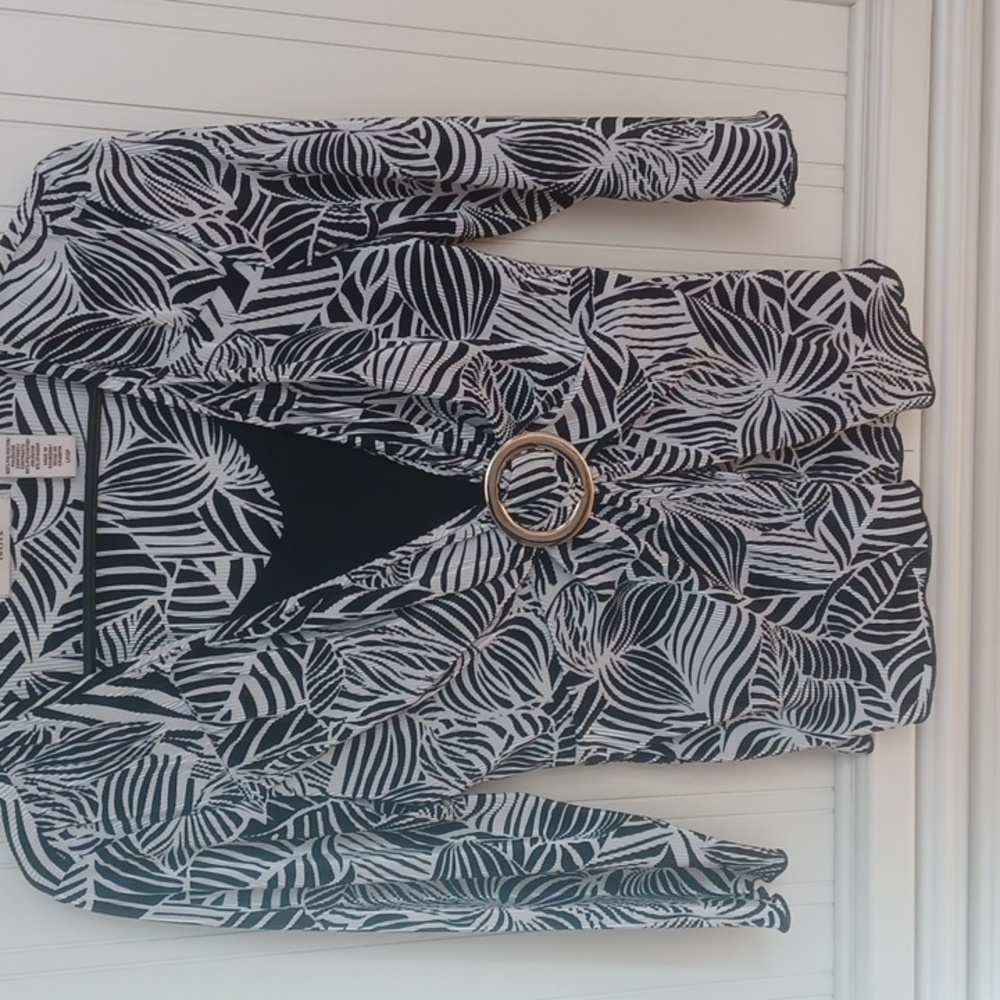 Ladies 1 piece top